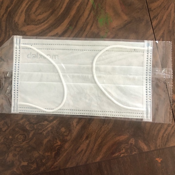 Chill vibe disposable face mask - Picture 2 of 2